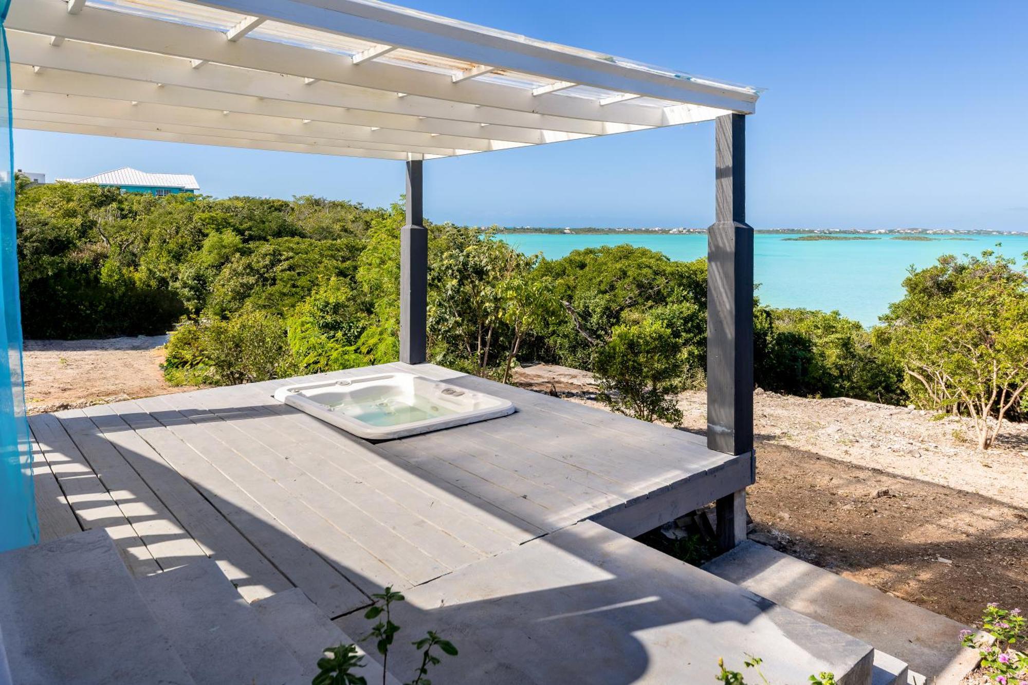 Waterside Home, Shaded Whirlpool Spa, Outdoor Dining, Smart Tv, Amazon Prime Five Cays Settlement エクステリア 写真