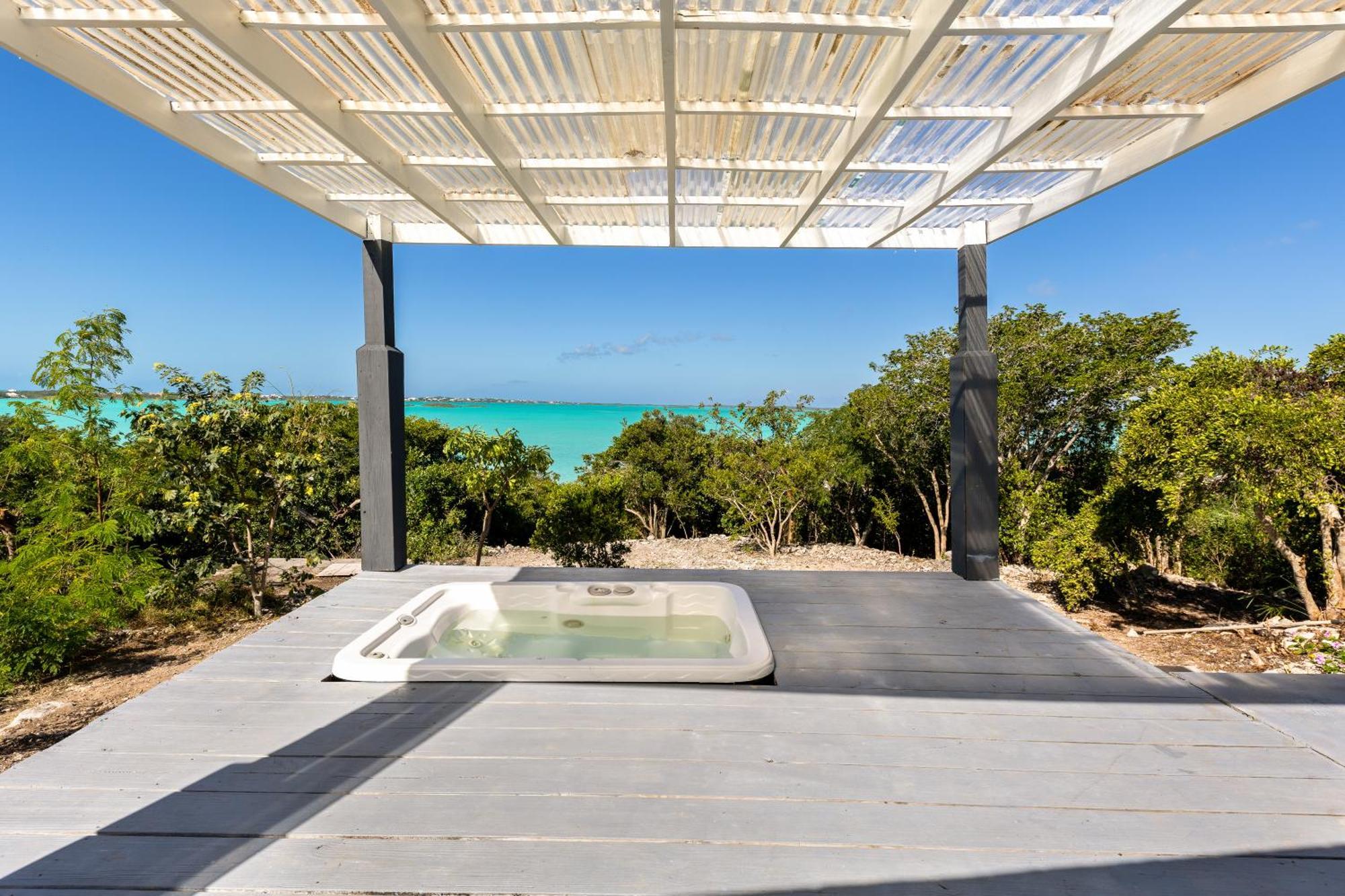 Waterside Home, Shaded Whirlpool Spa, Outdoor Dining, Smart Tv, Amazon Prime Five Cays Settlement エクステリア 写真